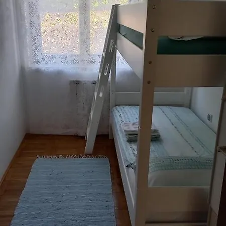Appartement Apartma Nona Roza Zgornje Skofije